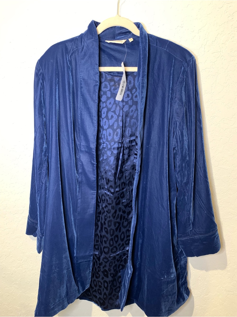 Soft Surroundings Navy Satin Robe with Leopard-Print Lining